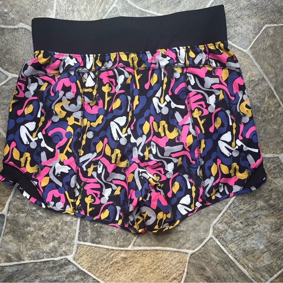 TEK Gear Workout Gear Multi-Purpose Workout Shorts - Picture 3 of 9